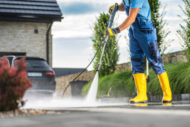 Playground Equipment Cleaning in Westwood Lakes, FL